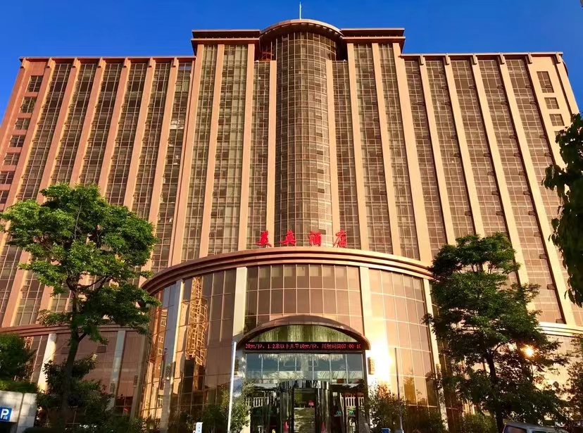 Yunnan Xuanwei Meihuan Hotel